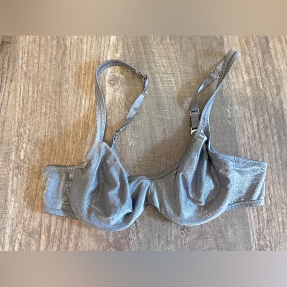 FINAL PRICE Vintage Vanity Fair Bra - Picture 1 of 6